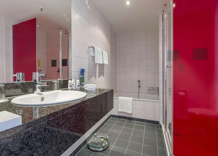 Park By Radisson Frankfurt Airport 3*