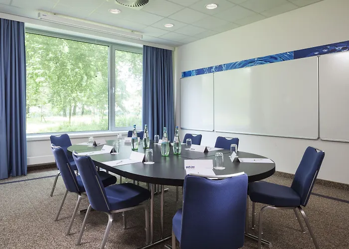 Park By Radisson Frankfurt Airport 3*
